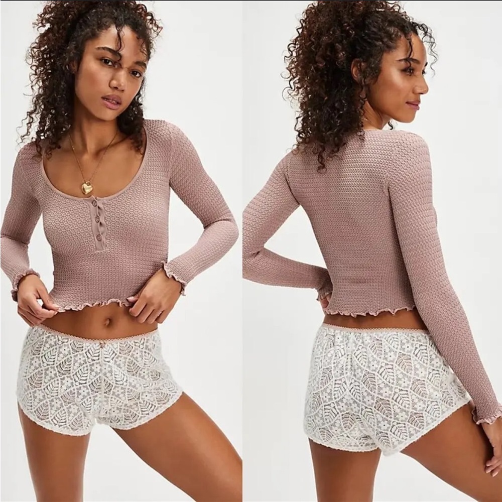 Free People Mauve Long Sleeve Cropped Henley
